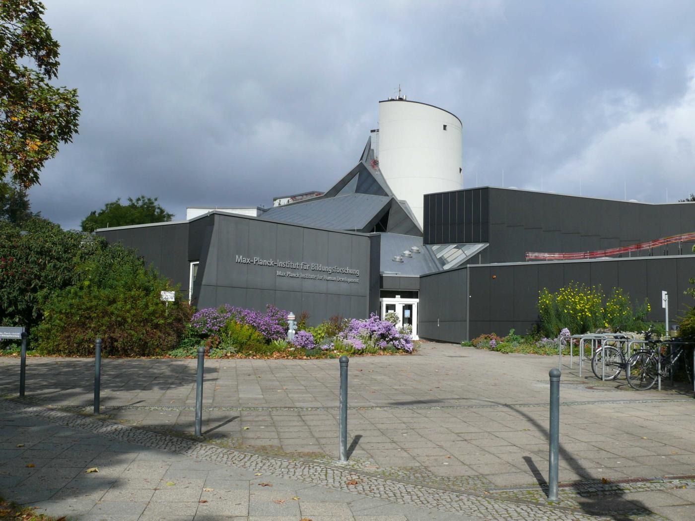 Wilmersdorf Lentzeallee Max Planck Institute for Human Development Building Image by Peter Kuley